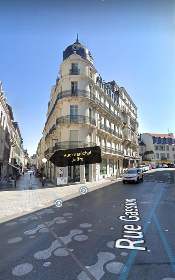 T2 bis quartier château de Pau Extérieur photo